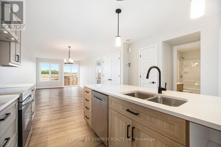 Property Photo:  65 Helen Street A  ON K0A 1R0 