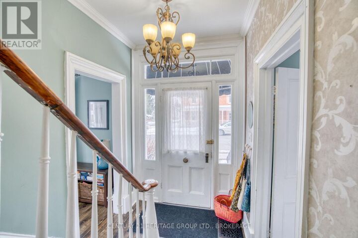 Property Photo: 75 Robert Street ON K7R 2M2