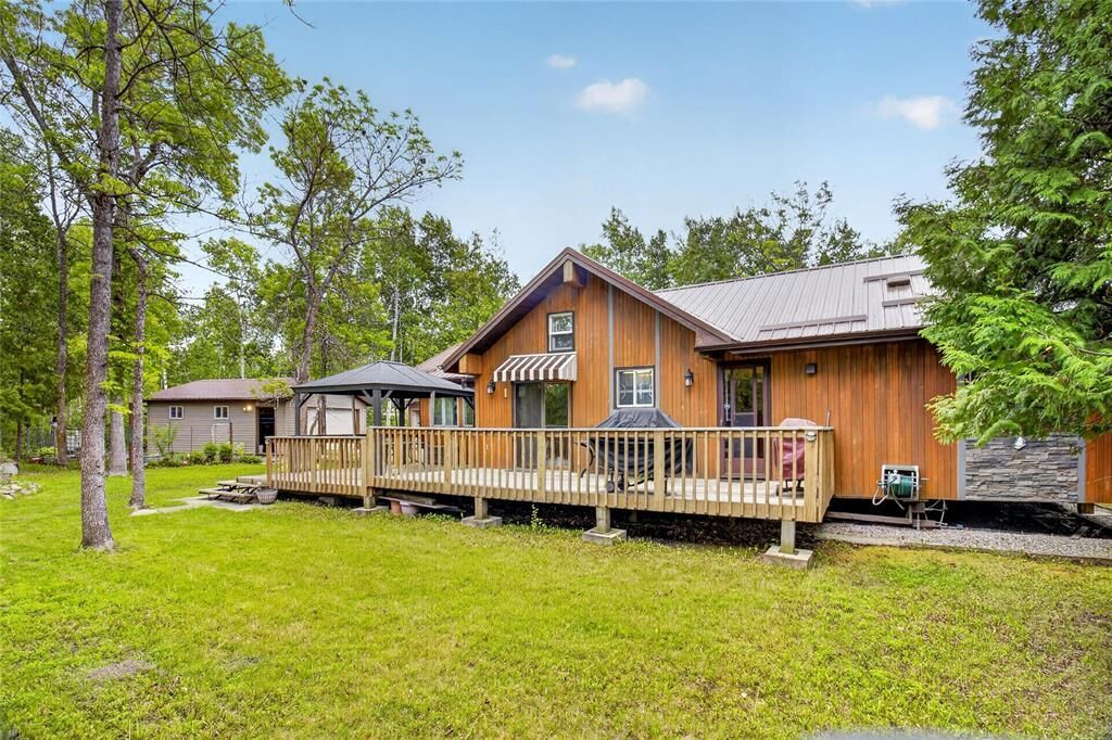 Photo de la propriété:  56 Shannon Crescent  MB R0E 0B0 