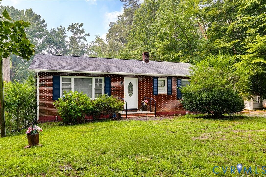 Property Photo:  8283 Mattaponi Road  VA 23116 