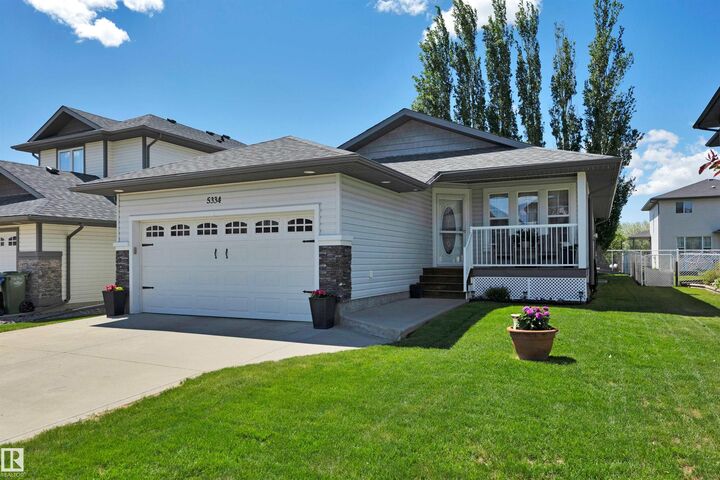 Property Photo:  5334 42 Street  AB T9A 0M8 