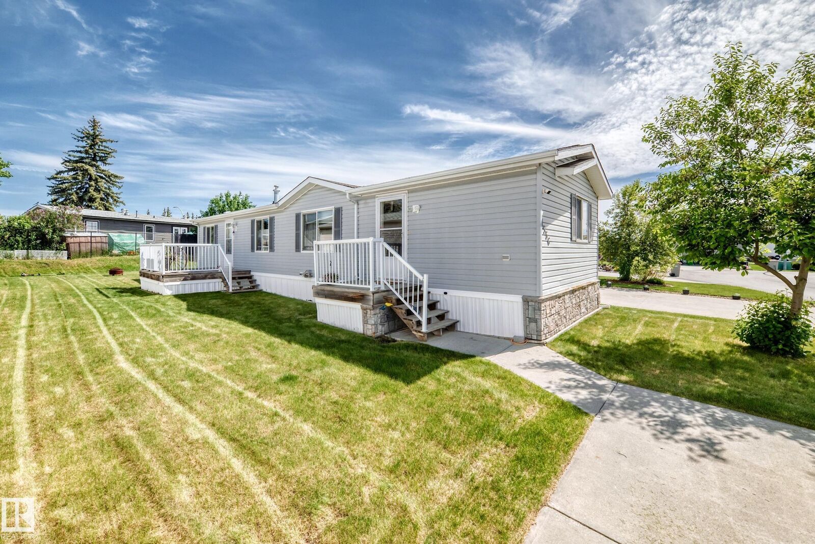 Property Photo: 53222 Range Road 272 1556 AB T7X 4M4