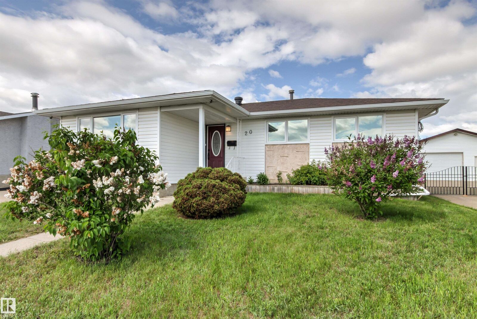 Property Photo: 20 Hughes Road NW AB T5A 4E2