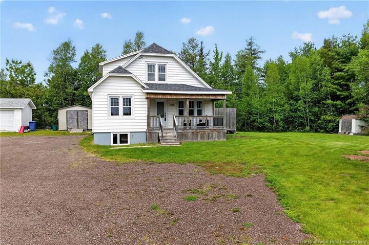 498 Gorge Road — photo 1