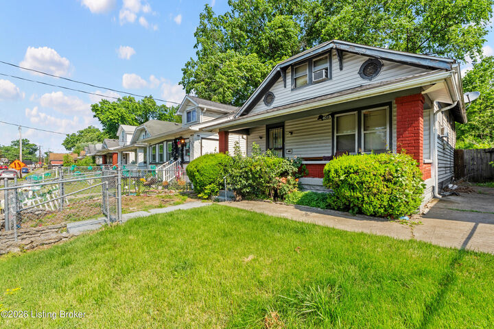 Property Photo: 4019 W Muhammad Ali Blvd KY 40212