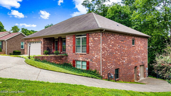 Property Photo:  4418 Deepwood Dr  KY 40241 