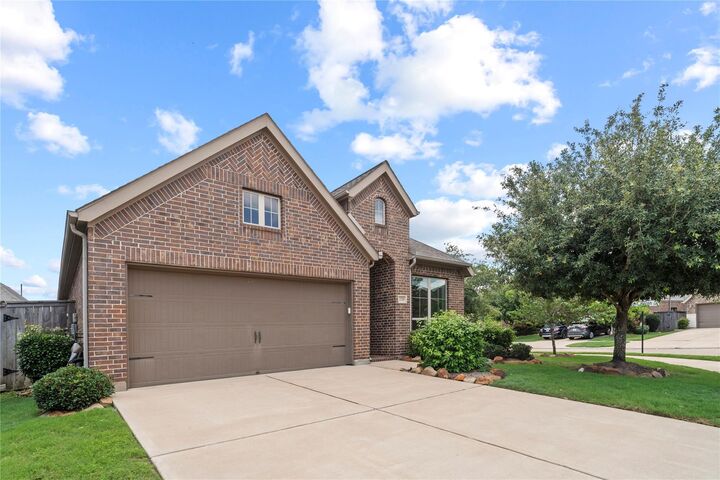 Property Photo:  2110 Cinnamon Teal Circle  TX 77423 