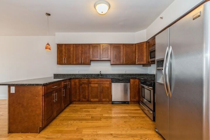 Property Photo:  125 43rd St 1004  NJ 07087 
