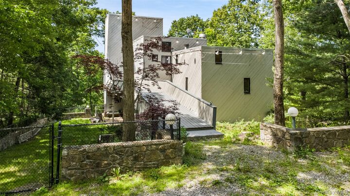 Property Photo: 8 Cliff Court NY 10512