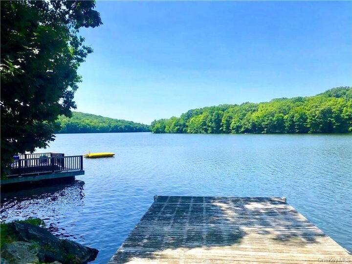 Property Photo:  64 Lillian Road  NY 10541 