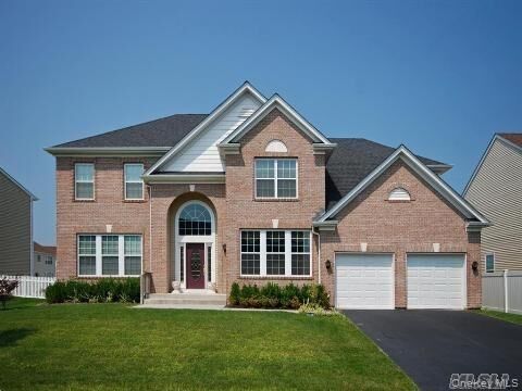 Property Photo: 26 Woodstork Drive NY 11766