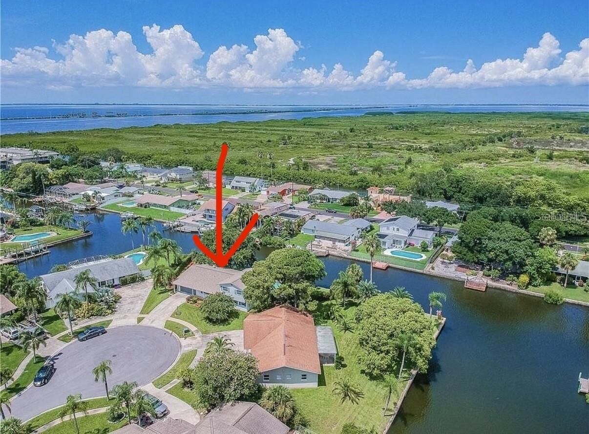 Property Photo: 8728 Cobblestone Drive FL 33615