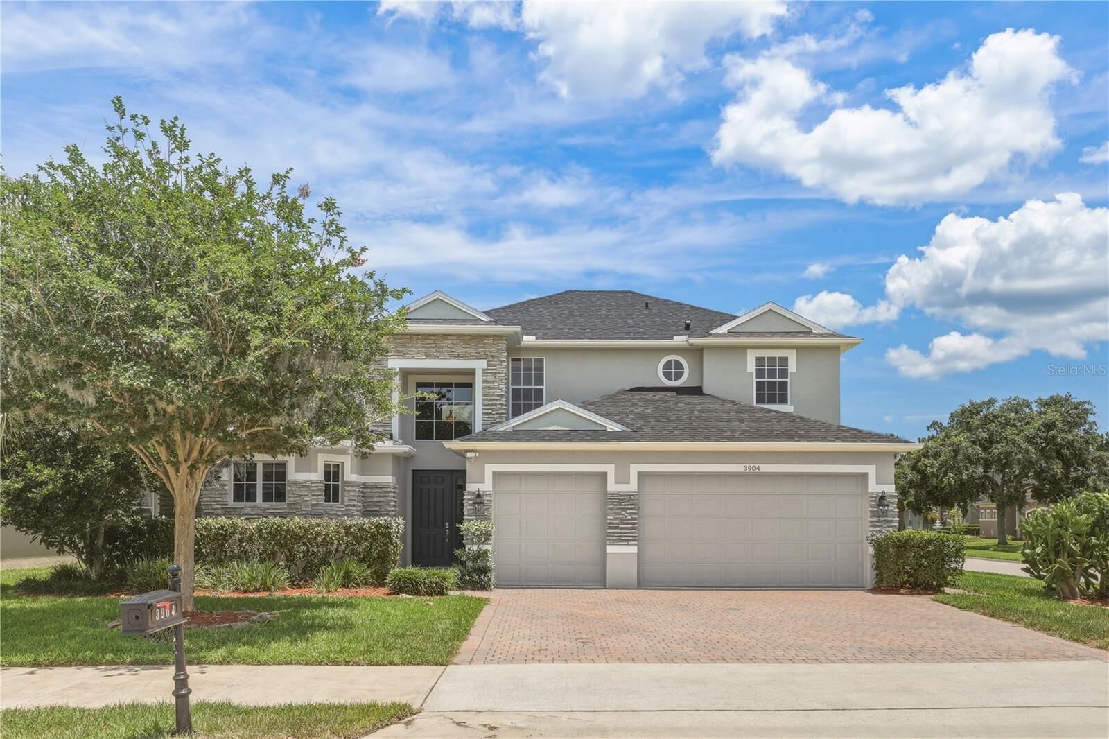 Property Photo:  3904 Heirloom Rose Place  FL 32766 