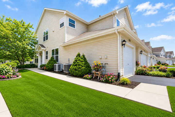 Property Photo: 1273 Waverly Drive 0 IL 60020
