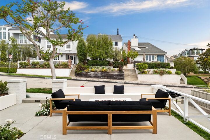 Property Photo:  715 Poinsettia  CA 92625 