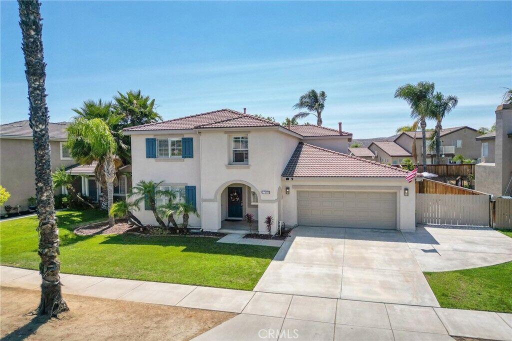Property Photo:  17889 Orangewood Lane  CA 92503 