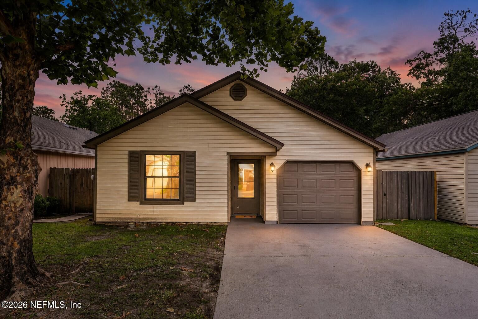 Property Photo:  1863 Ontario Court  FL 32068 