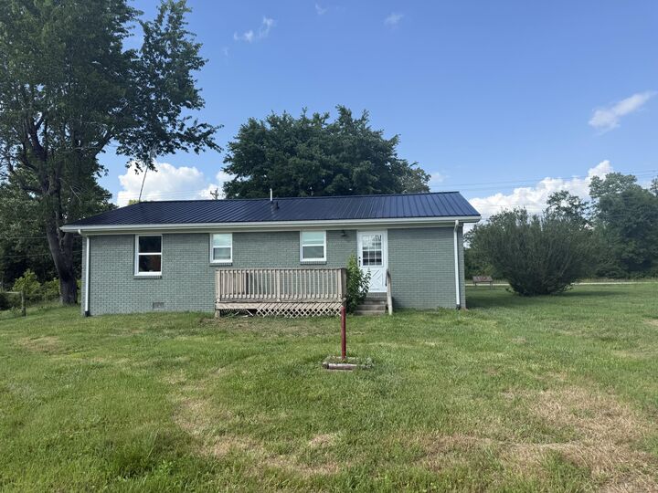 Property Photo: 8115 Levee Road KY 40337