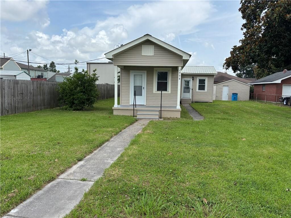 Property Photo: 2008 General Pershing Street LA 70092