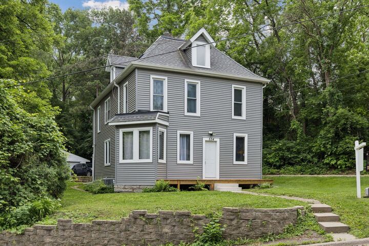 Property Photo:  534 Annapolis Street  MN 55075 