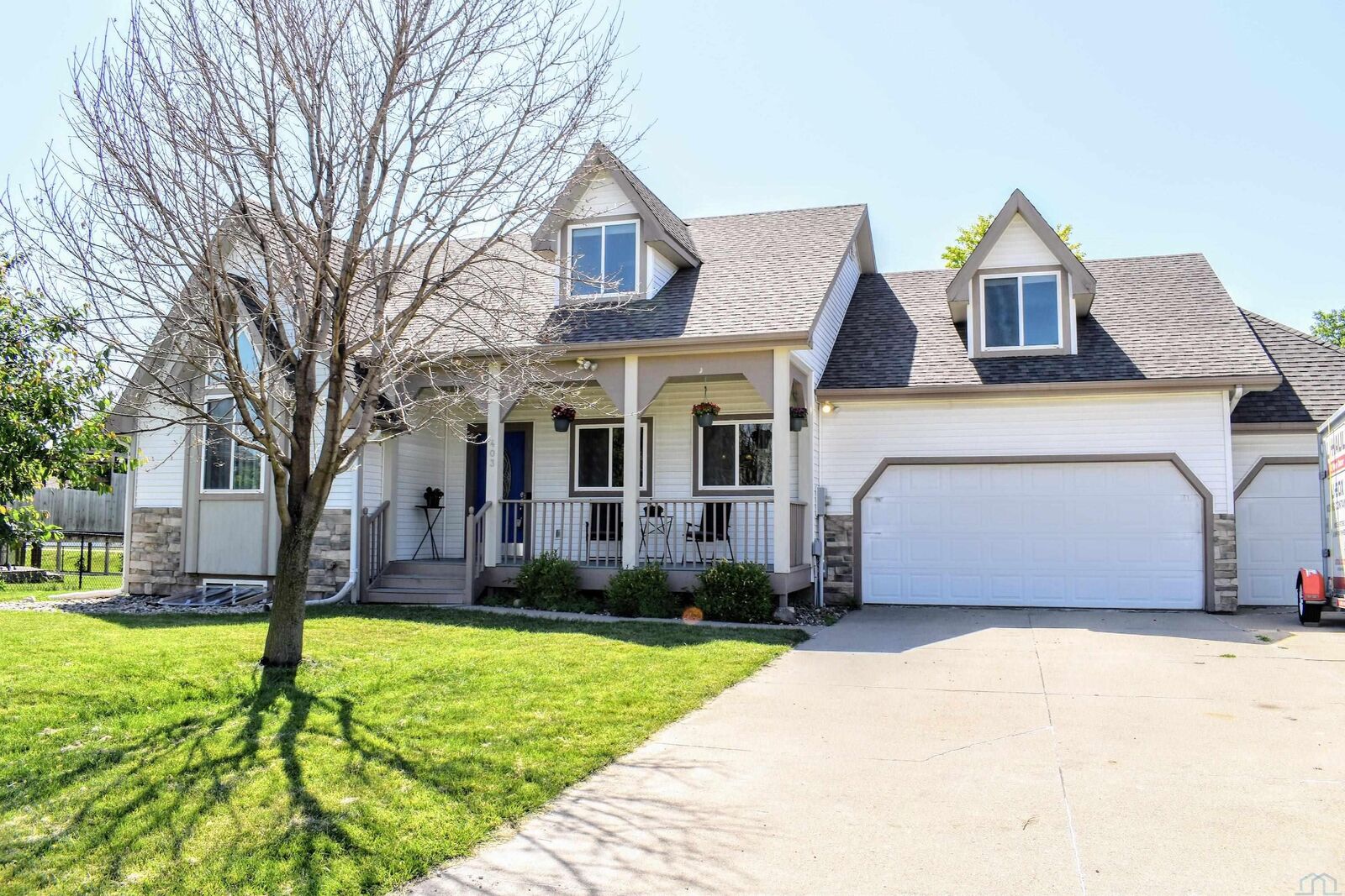 Property Photo: 403 Wild Plum Way IA 51054