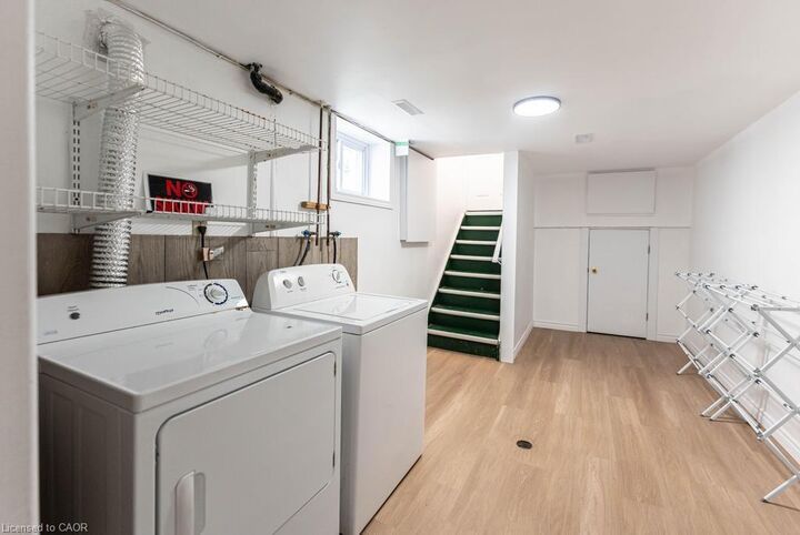 Property Photo:  65 Garden Crescent Lower  ON L8V 4I3 