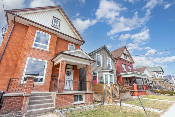 Property Photo:  291 Emerald Street N Main  ON L8L 5L2 