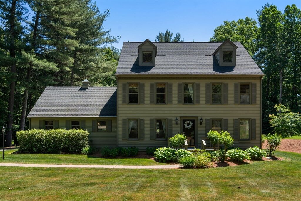 Property Photo:  180 Loomis Ridge  MA 01085 