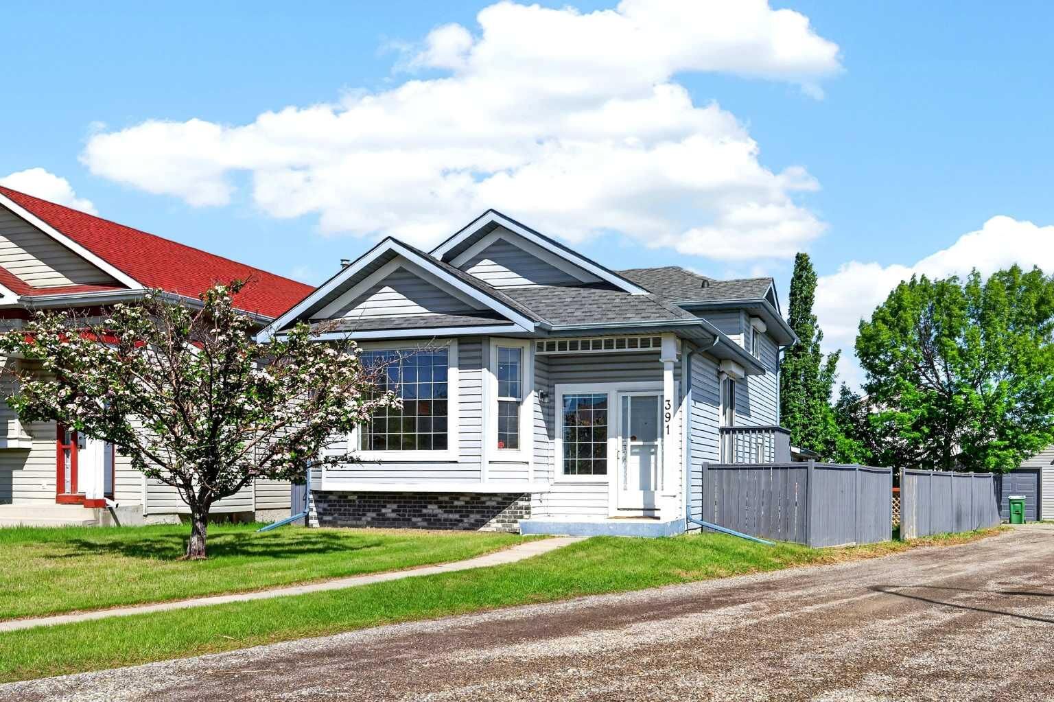 Property Photo: 391 Country Hills Place NW AB T3K 4W6