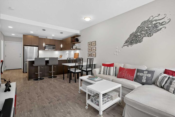 Property Photo: 721 4 Street NE 135 AB T2E 3S7