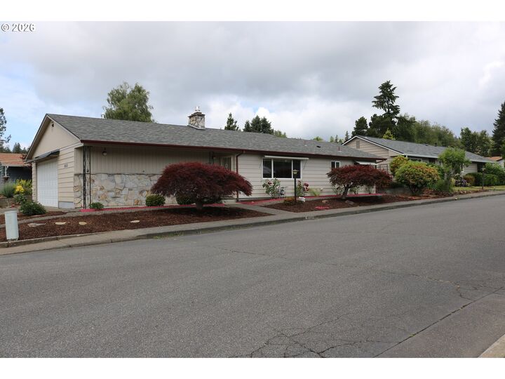 Property Photo:  16055 SW Queen Victoria Pl  OR 97224 