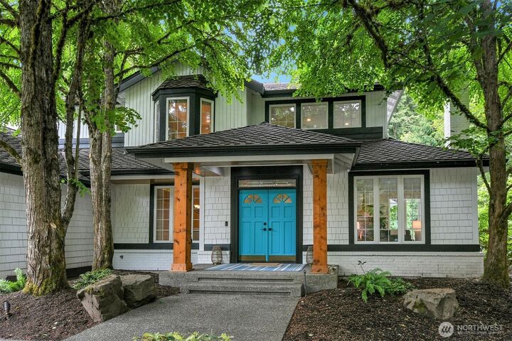 Property Photo: 22707 NE 142nd Place WA 98077
