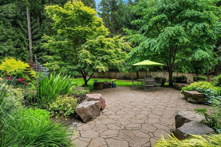 Property Photo: 22707 NE 142nd Place WA 98077