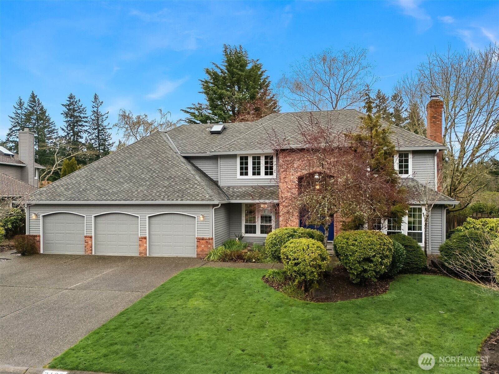 Property Photo:  2122  221st Place NE  WA 98074 