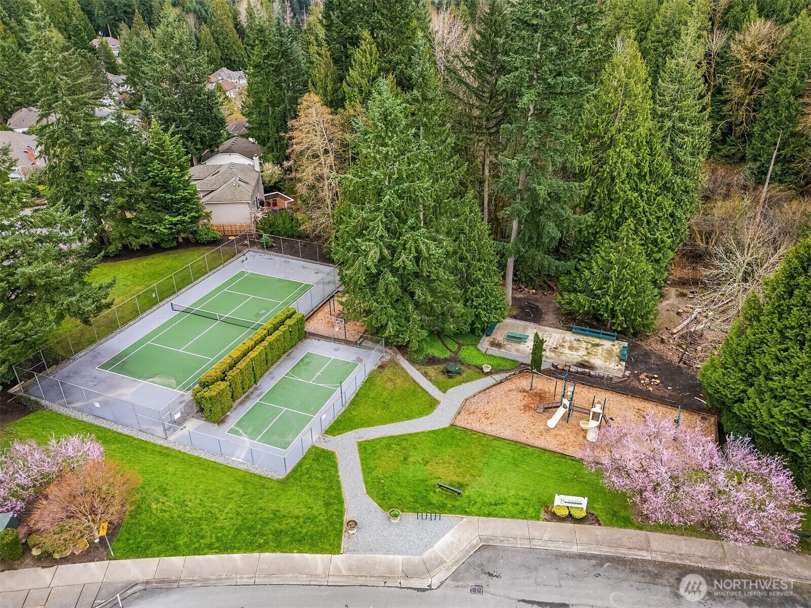 Property Photo: 2122 221st Place NE WA 98074