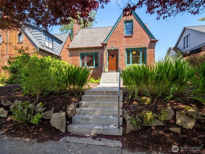 Property Photo: 7754 Jones Avenue NW WA 98117