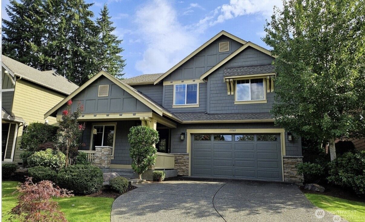 Property Photo:  13101 NE 84th Street  WA 98033 