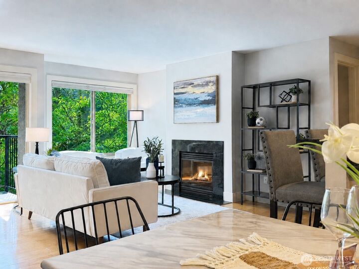 Property Photo: 731 Broadway E 301 WA 98102