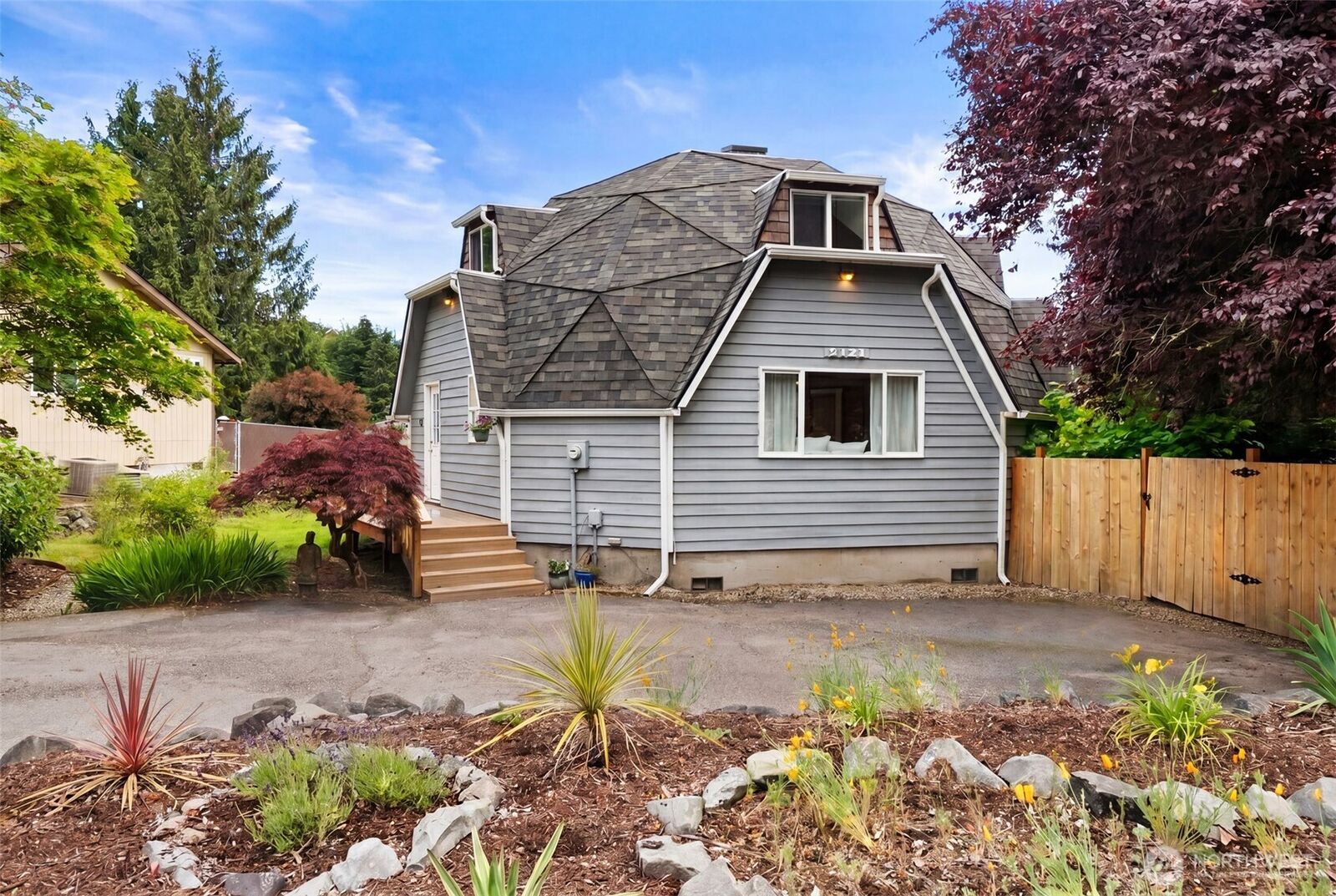 Property Photo:  5121  Viewridge Drive SE  WA 98501 