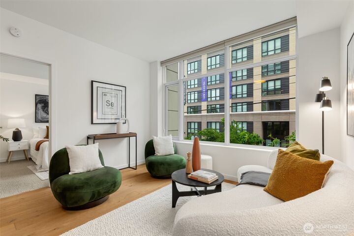 Property Photo:  1321  Seneca Street 202  WA 98101 