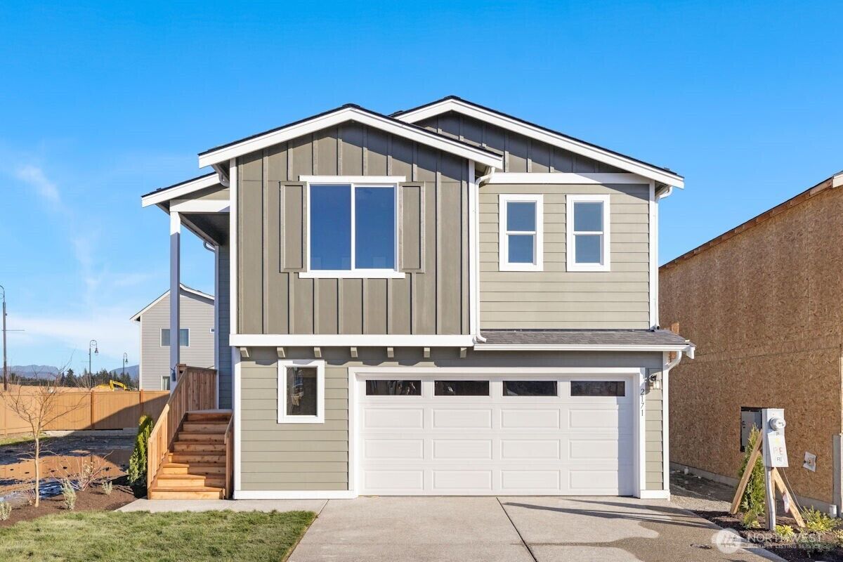 Property Photo:  2111  169th Street NE  WA 98271 