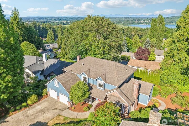 Property Photo: 4518 164th Court NE WA 98052