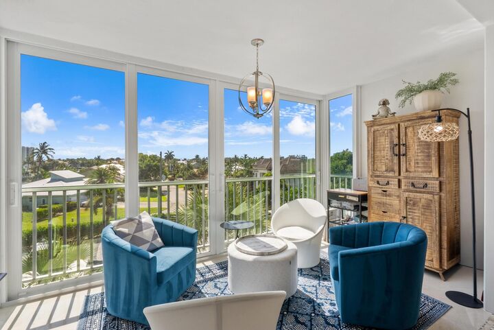 Property Photo: 930 Dogwood Drive 457 FL 33483