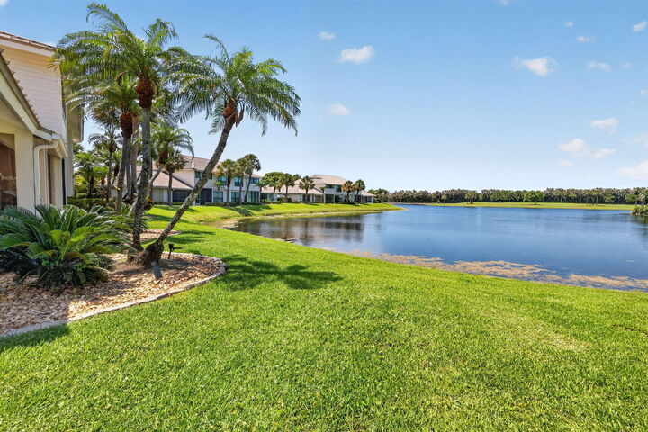 Property Photo:  5632 SE Foxcross Place  FL 34997 