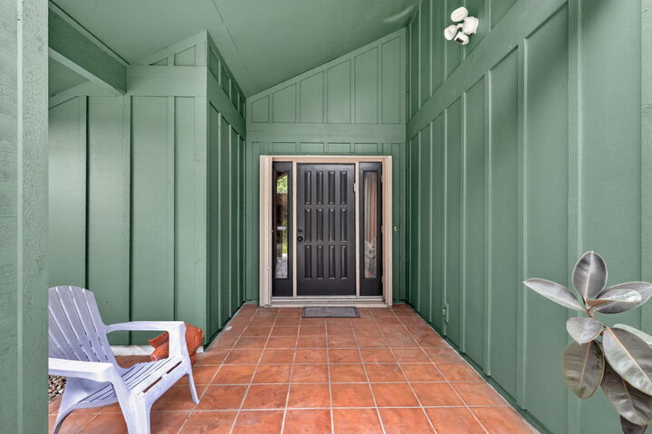 Property Photo: 2111 SW Racquet Club Drive FL 34990