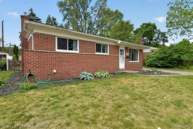 Property Photo:  35669 Hees Street  MI 48150 