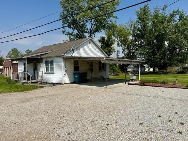 Property Photo:  2712 Brown Street  IN 47362 