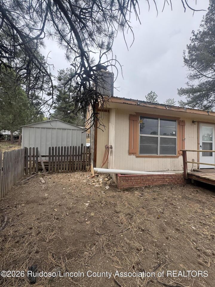 Property Photo: 117 Skylane Road NM 88345