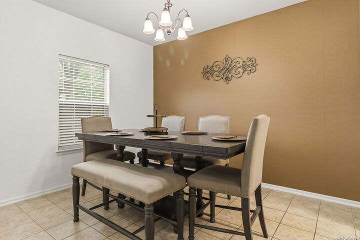 Property Photo: 636 Silo St TX 78154