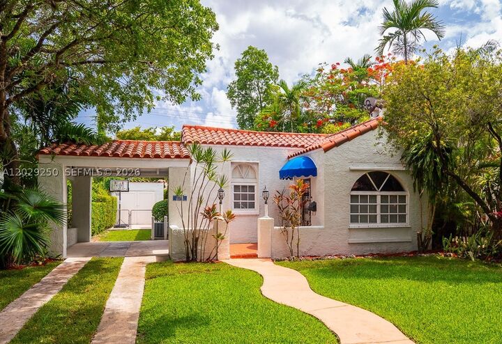 Property Photo:  732 Majorca Ave  FL 33134 